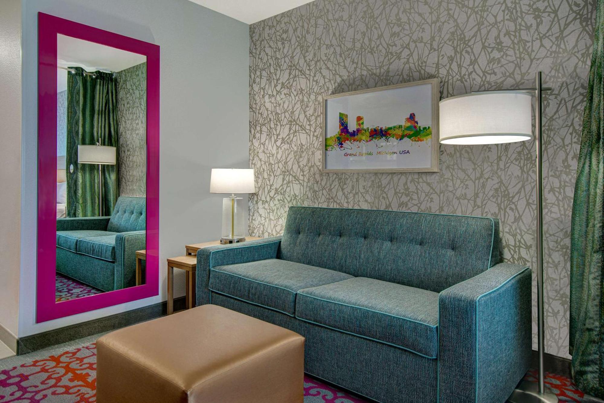 Home2 Suites By Hilton Grand Rapids Airport Kentwood Ngoại thất bức ảnh