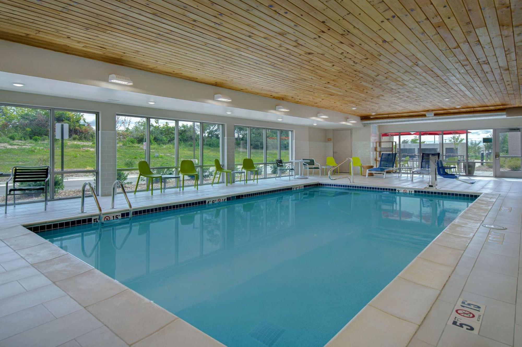 Home2 Suites By Hilton Grand Rapids Airport Kentwood Ngoại thất bức ảnh