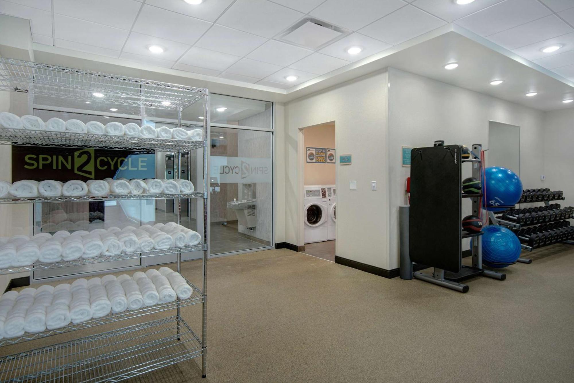 Home2 Suites By Hilton Grand Rapids Airport Kentwood Ngoại thất bức ảnh