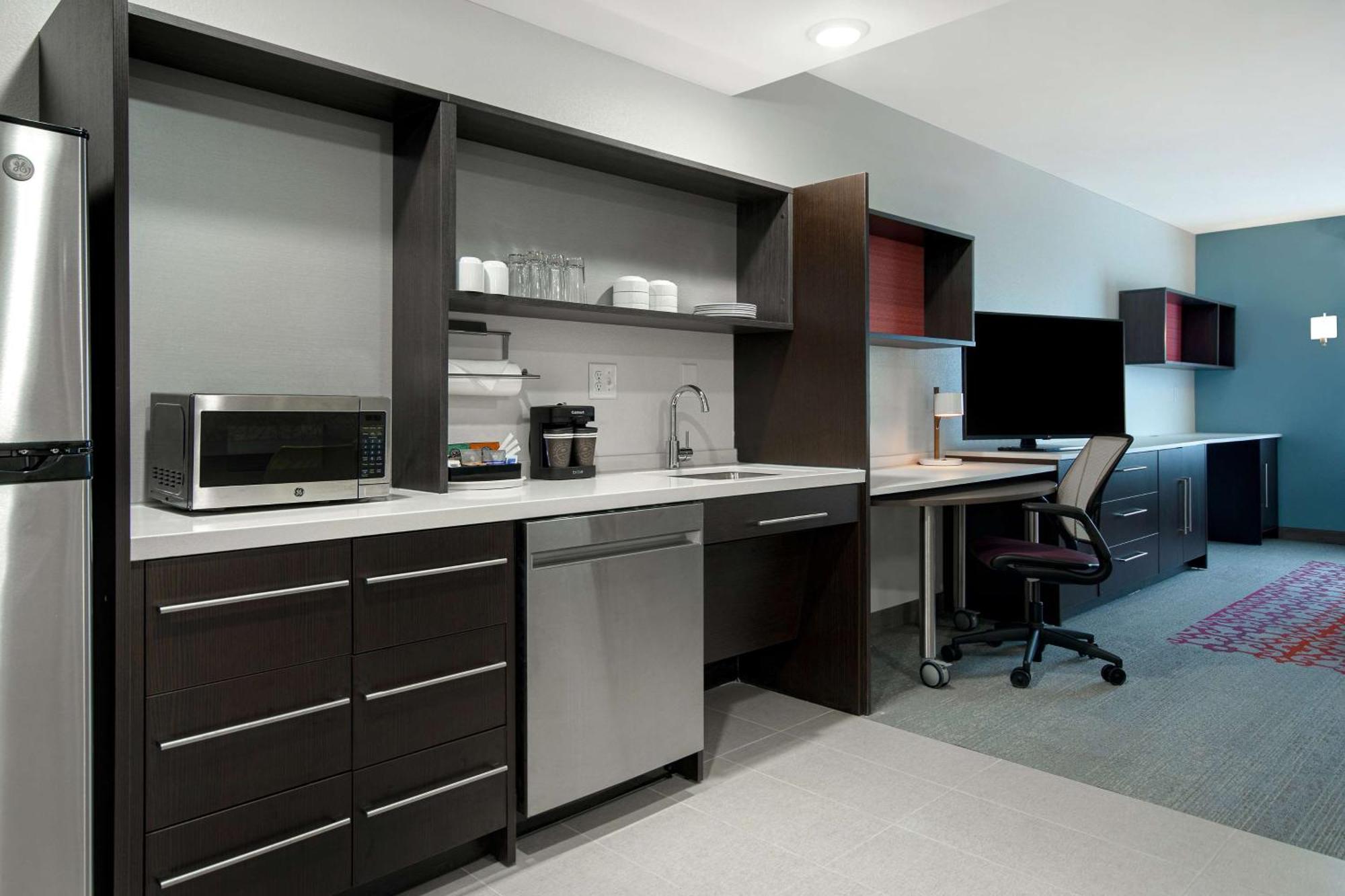 Home2 Suites By Hilton Grand Rapids Airport Kentwood Ngoại thất bức ảnh