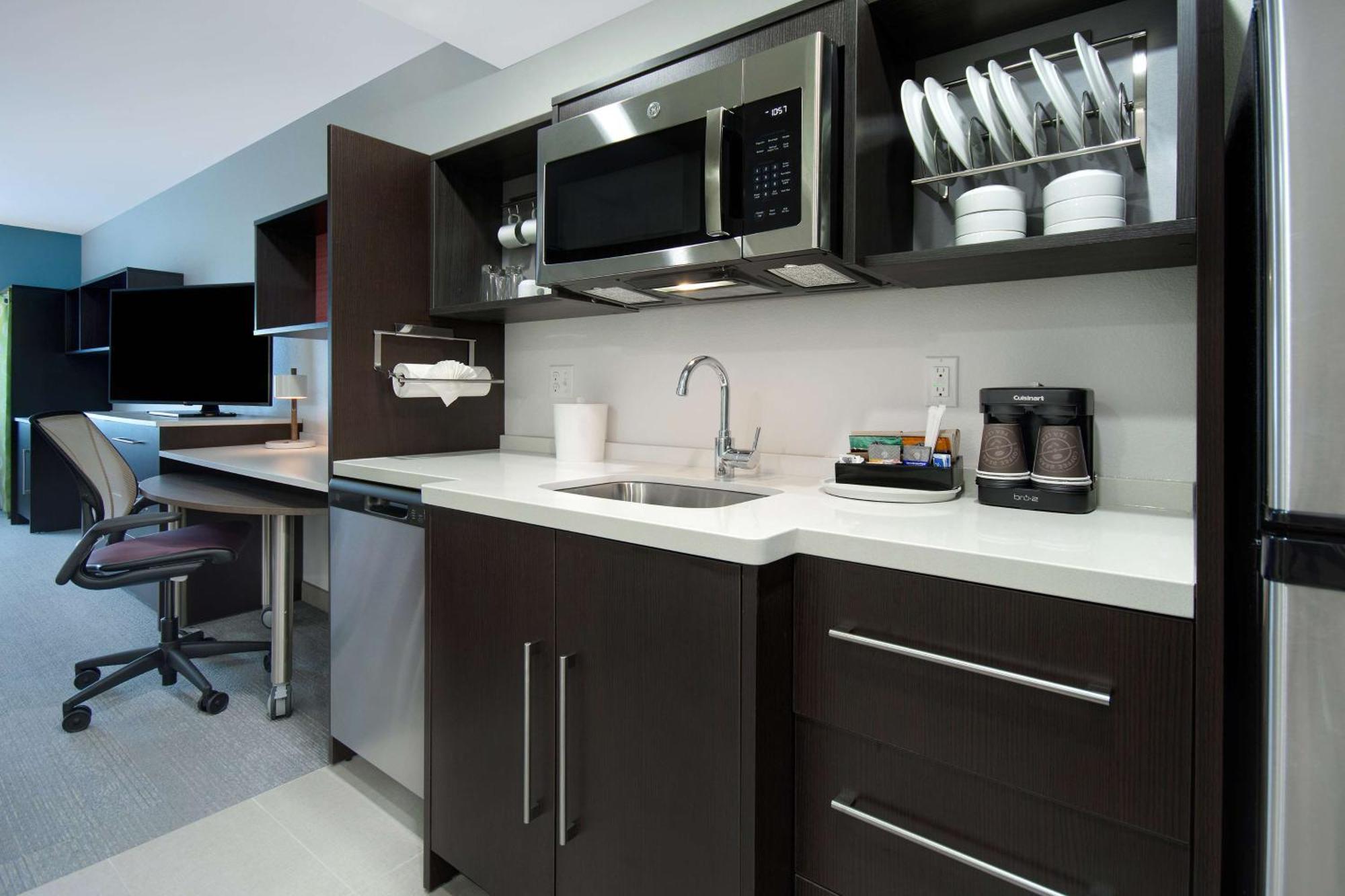 Home2 Suites By Hilton Grand Rapids Airport Kentwood Ngoại thất bức ảnh